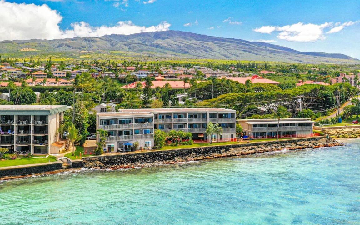 Photo of Others in Kahana