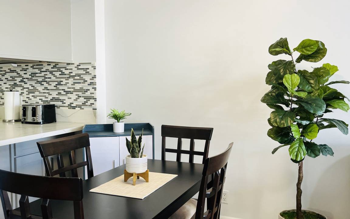 Photo of Livingroom in Diamond Head - Kapahulu - St. Louis