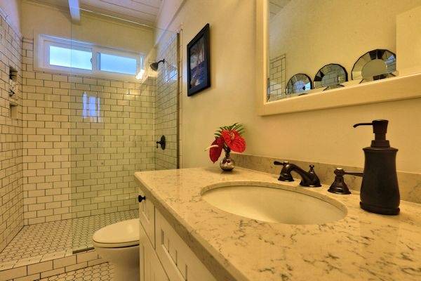 Photo of Bathroom in Kehena Beach Estates