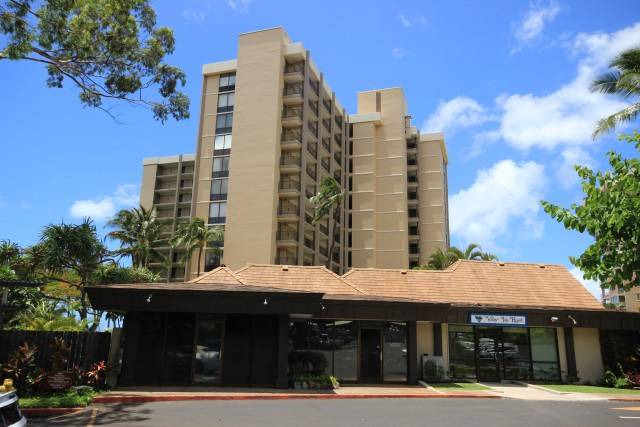 Photo of Others in Kahana