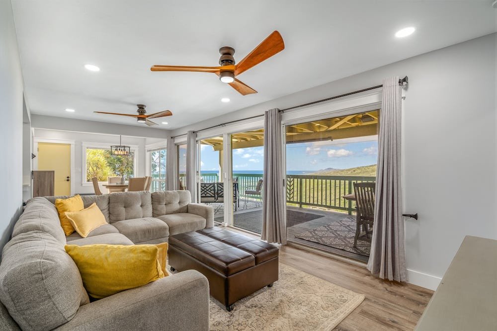 Photo of Bedroom in Hawaii Kai