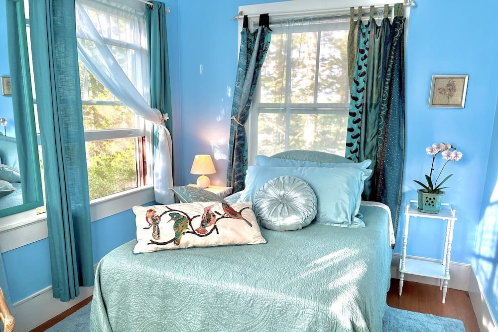 Photo of Bedroom in Hawi