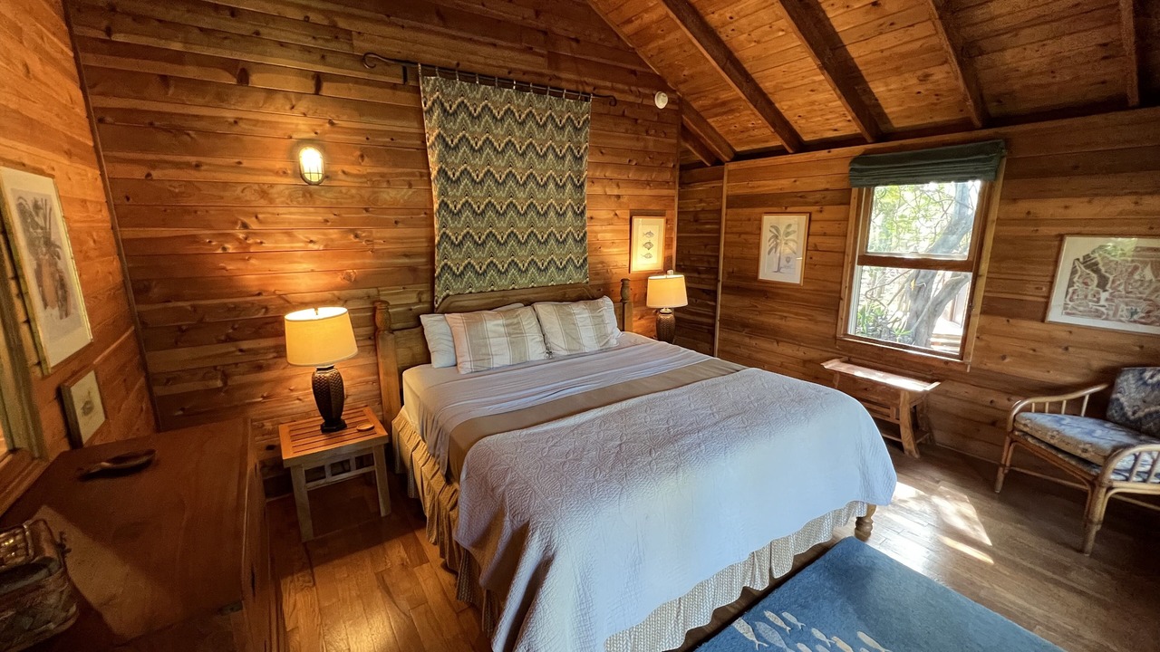 Photo of Bedroom in Maunaloa