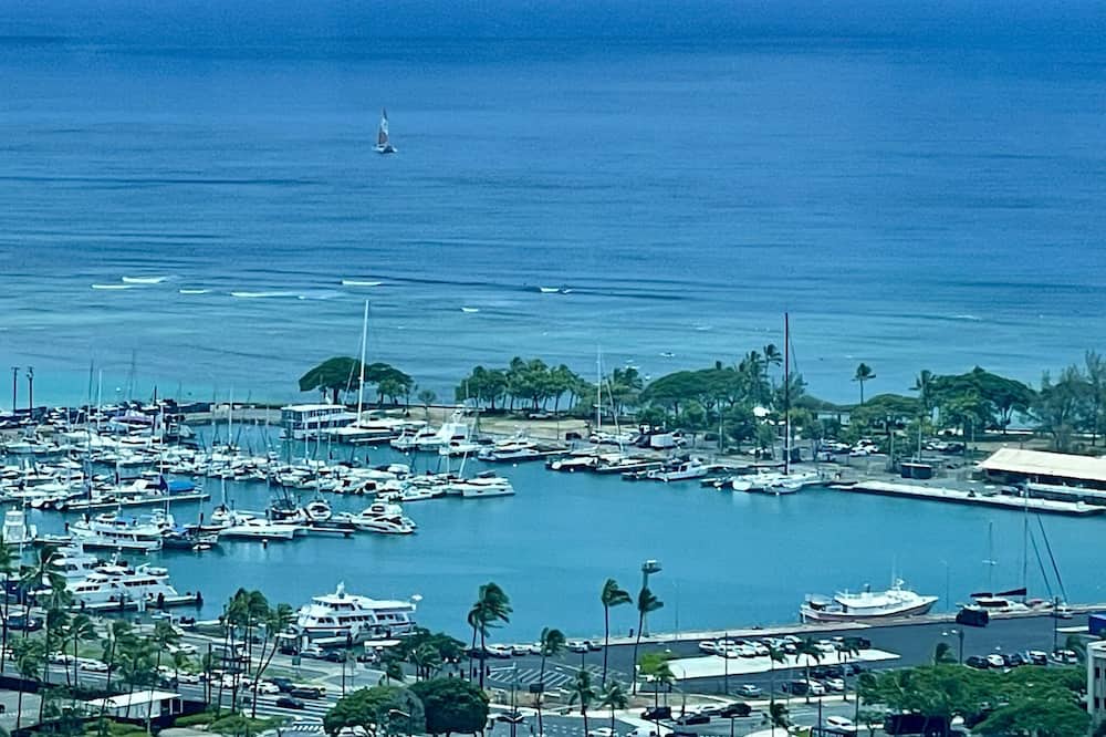Photo of Others in Kaka'ako