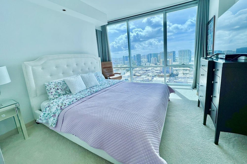 Photo of Bedroom in Kaka'ako