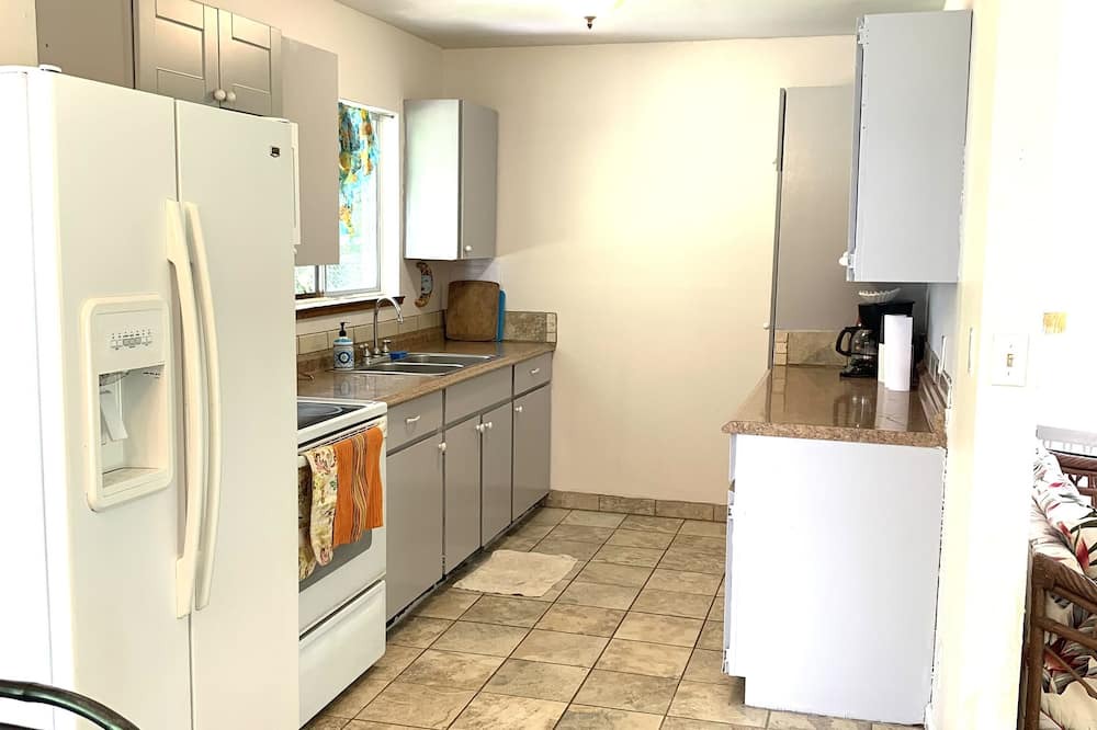 Photo of Kitchen in Kapoho
