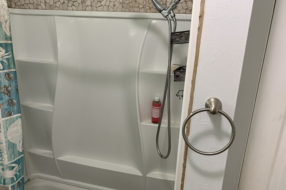 Photo of Bathroom in Kapoho
