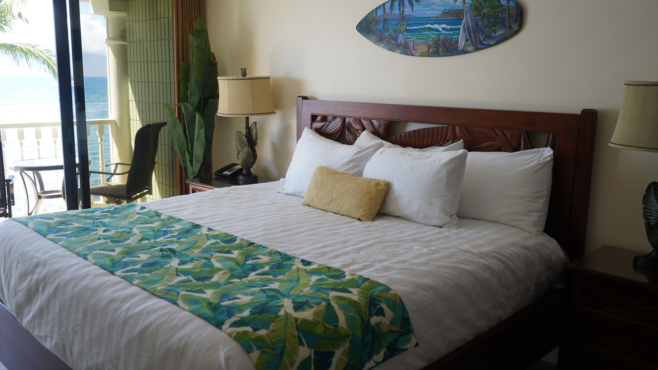 Photo of Bedroom in Historic Lahaina Front Street