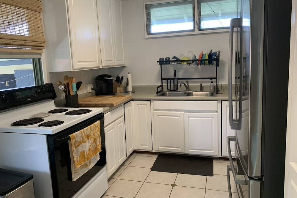 Photo of Kitchen in Waimanalo