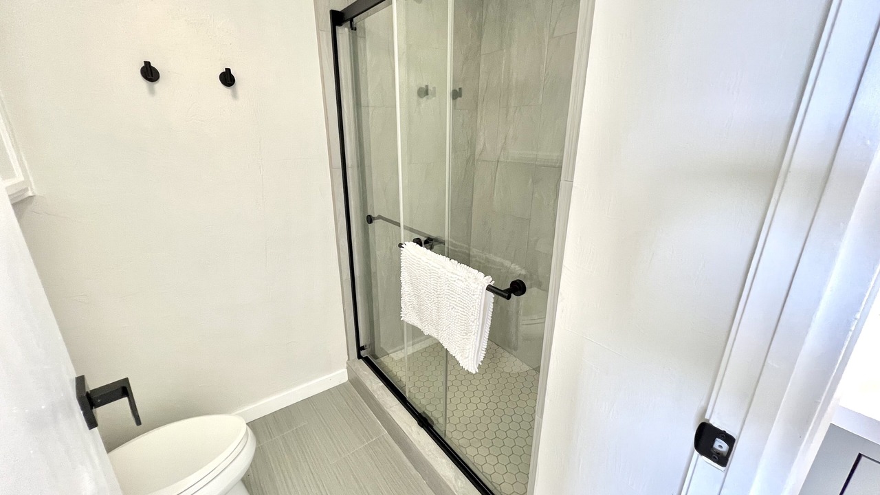 Photo of Bathroom in Hilo