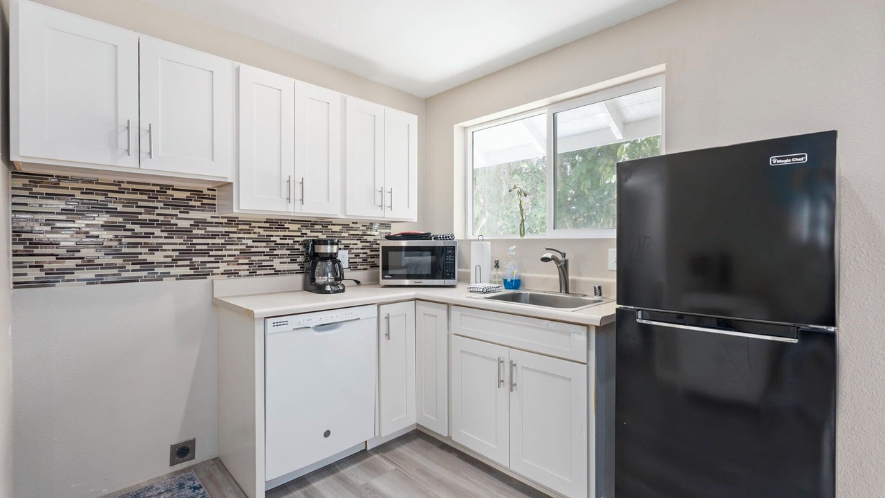 Photo of Kitchen in Waimanalo