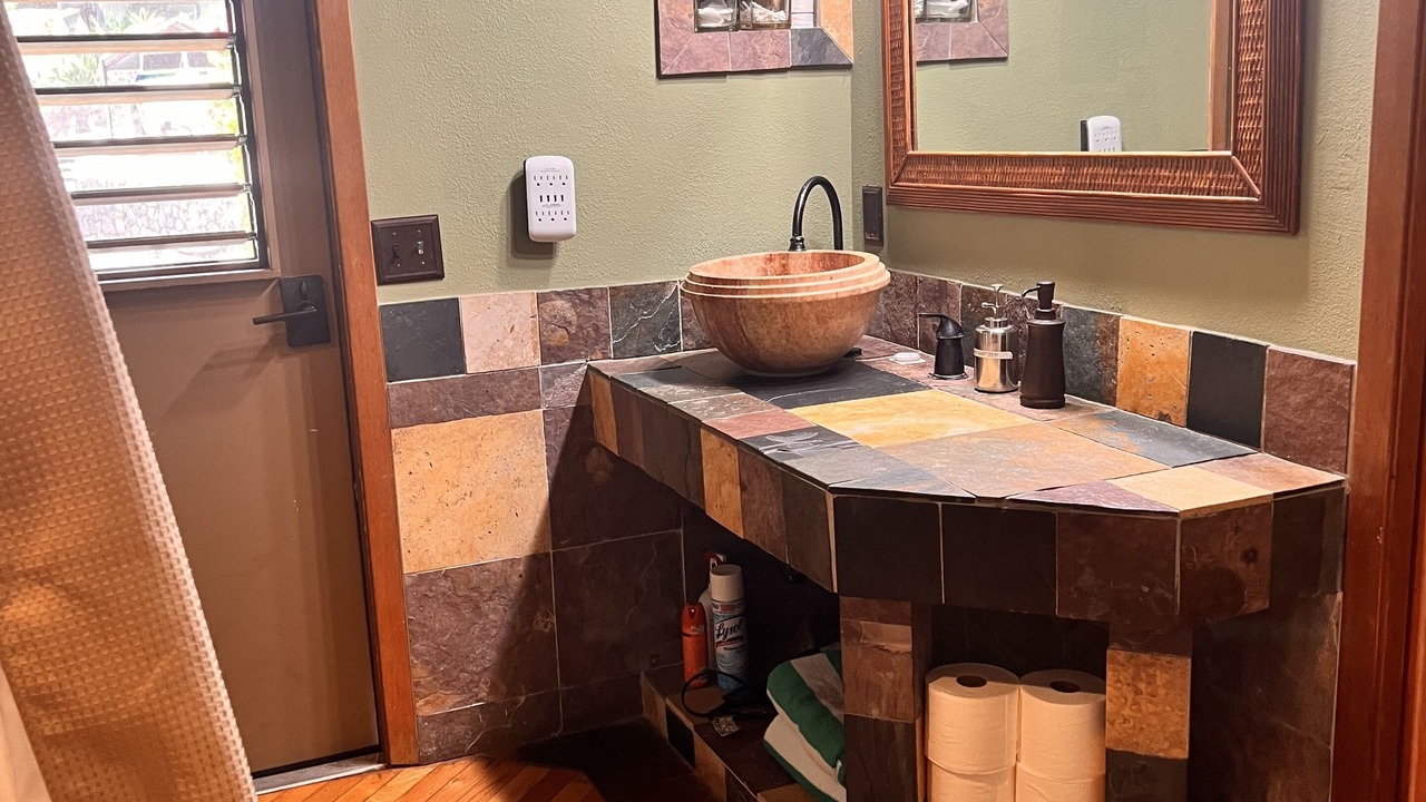 Photo of Bathroom in Kihei