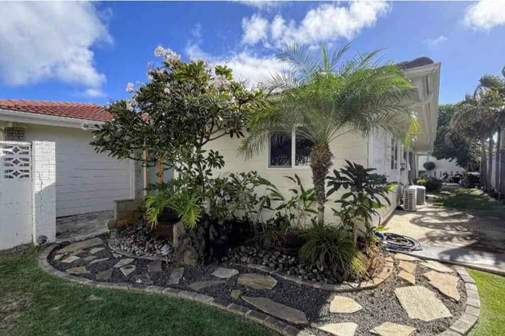 Photo of Outdoor in Portlock