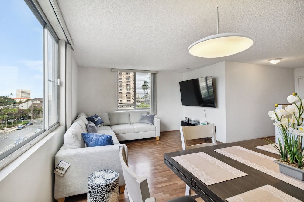 Photo of Bedroom in Tantalus