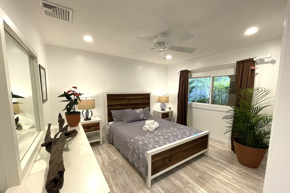 Photo of Bedroom in Pacific Heights