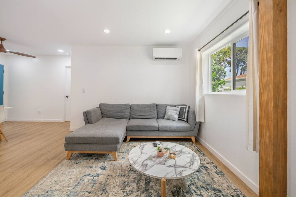 Photo of Livingroom in Diamond Head - Kapahulu - St. Louis