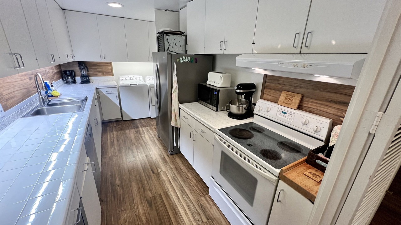Photo of Kitchen in Waialae Iki