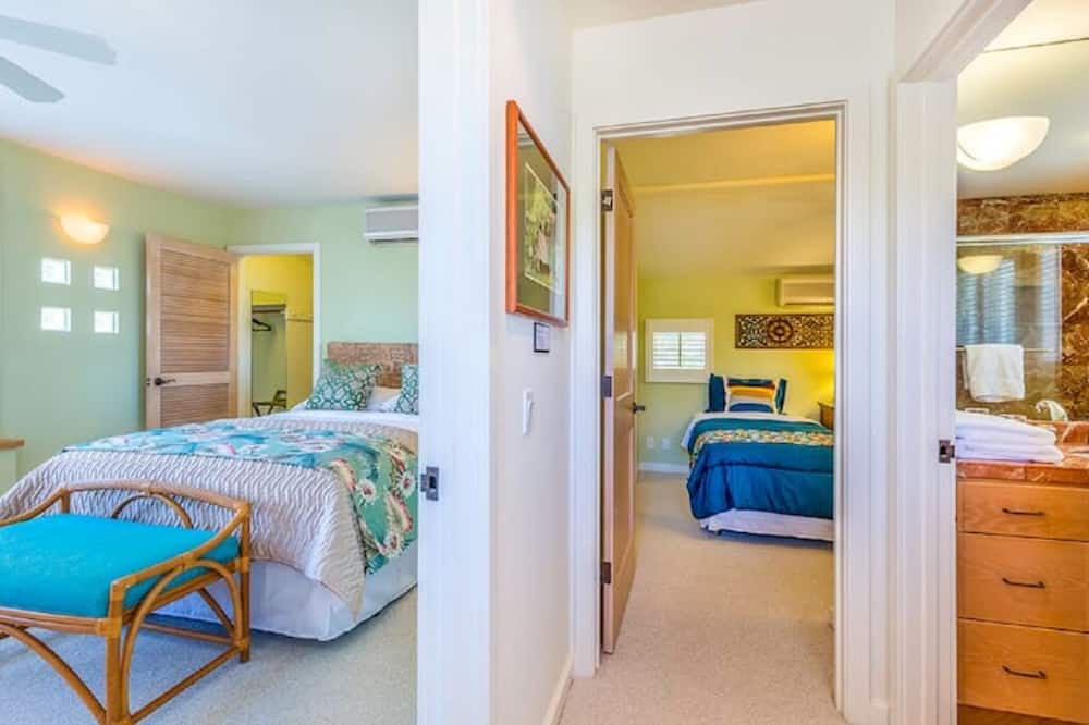 Photo of Bedroom in Kahala