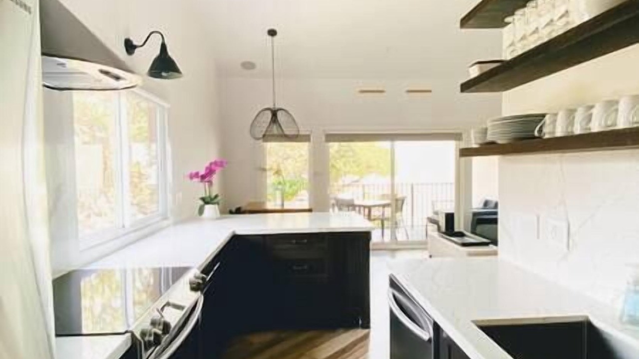 Photo of Kitchen in Maalaea