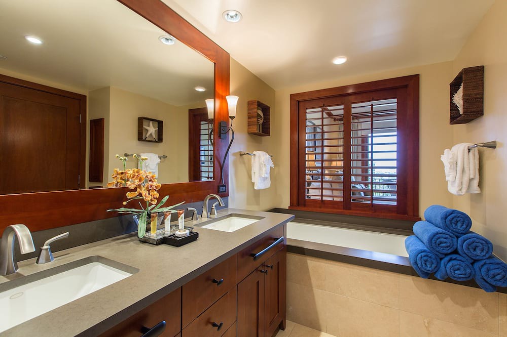 Photo of Bathroom in Ko Olina