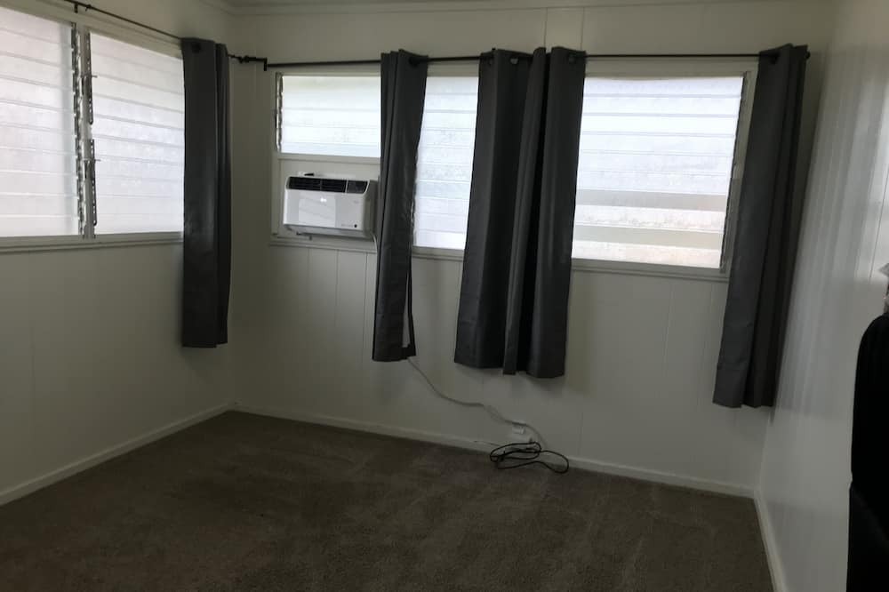 Photo of Bedroom in Western Honolulu
