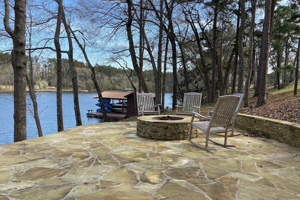 Photo of Outdoor in Holly Lake Ranch