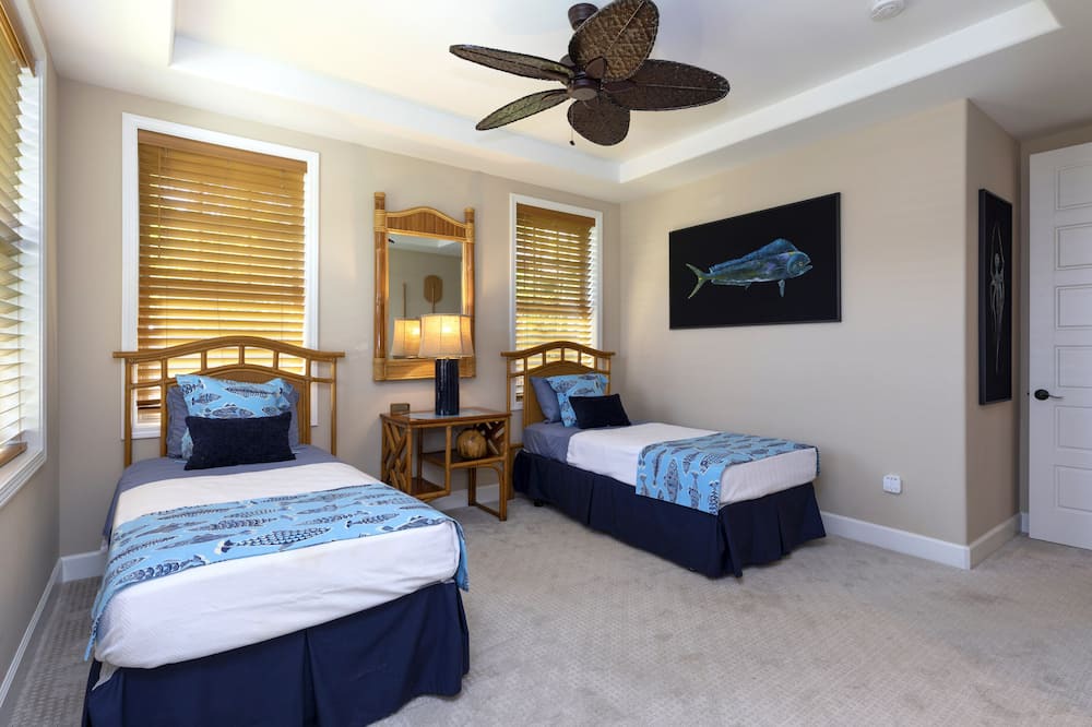 Photo of Bedroom in Keauhou