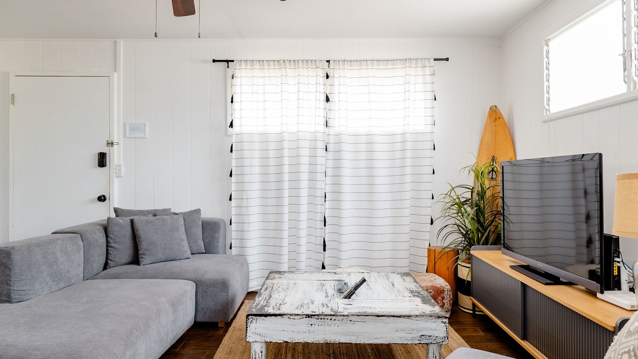 Photo of Livingroom in Ewa