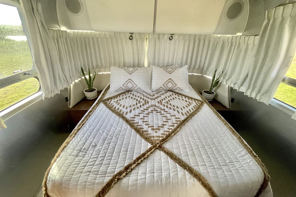 Photo of Bedroom in Honolulu County
