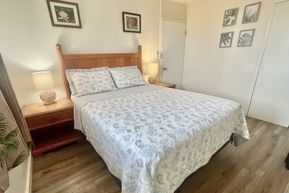 Photo of Bedroom in Ewa