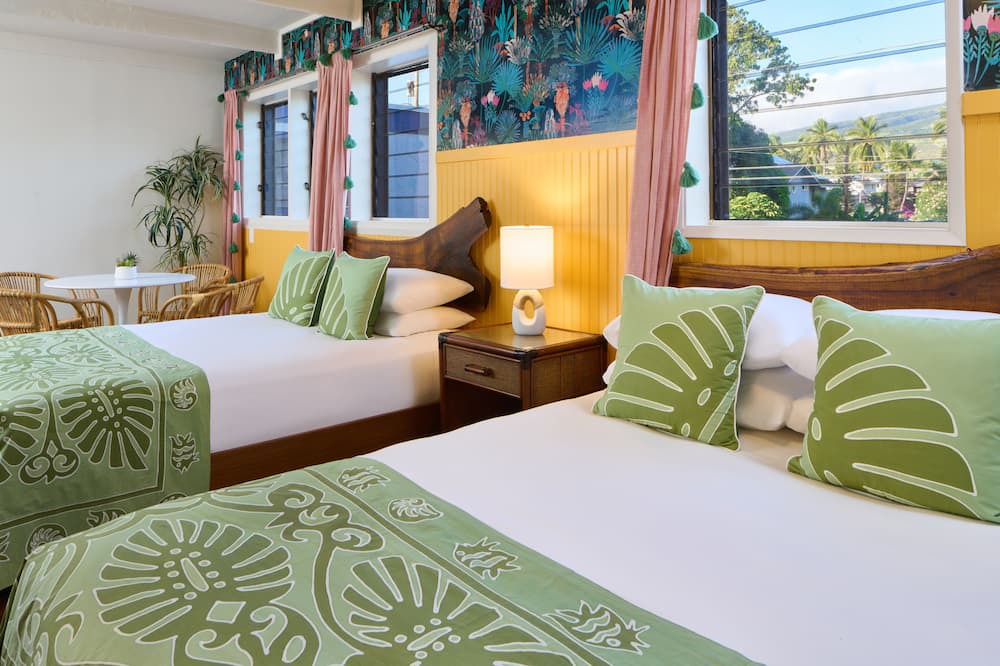 Photo of Bedroom in Historic Lahaina Front Street