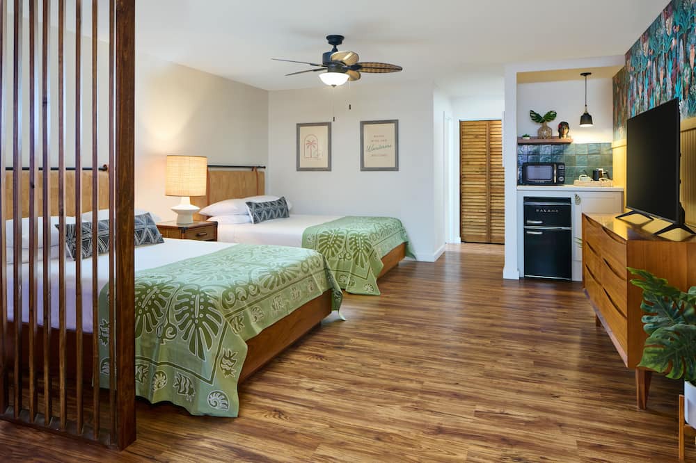 Photo of Bedroom in Historic Lahaina Front Street