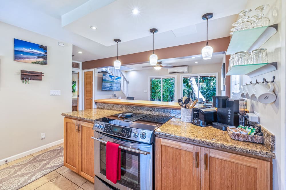 Photo of Kitchen in Downtown Lahaina
