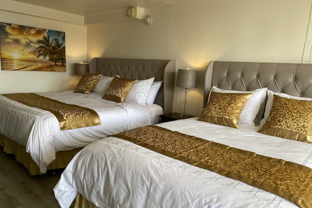 Photo of Bedroom in Diamond Head - Kapahulu - St. Louis