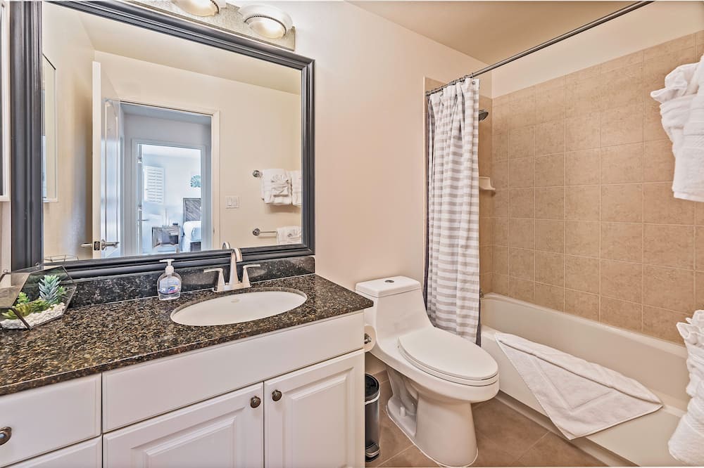 Photo of Bathroom in Ko Olina