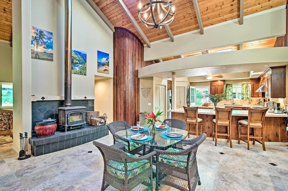 Photo of Bedroom in Honokaa