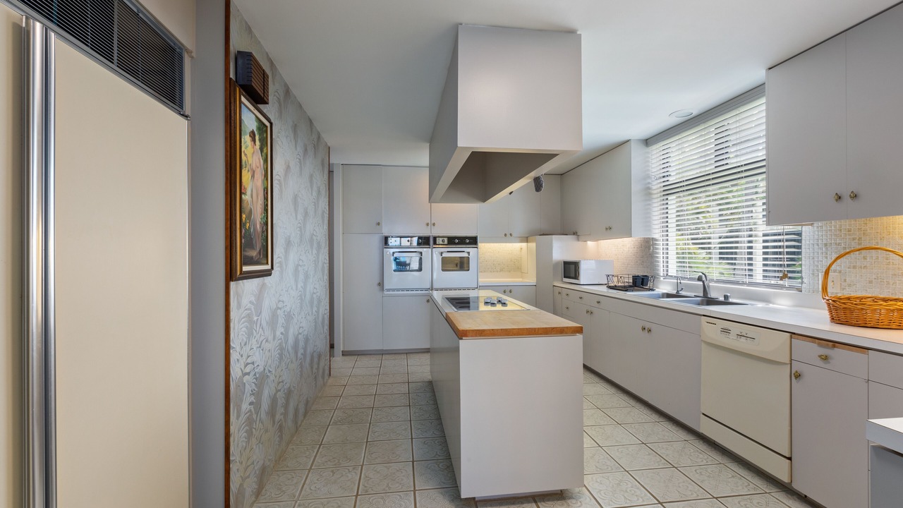 Photo of Kitchen in Waialae Iki