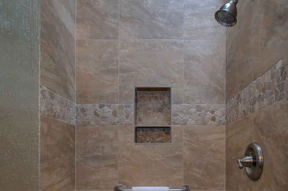 Photo of Bathroom in Keaau