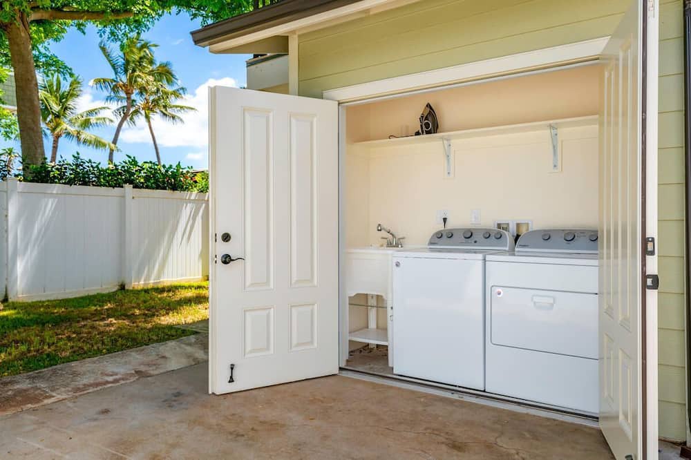 Photo of Bedroom in Waialua