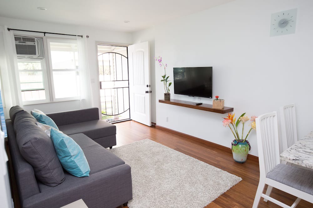 Photo of Livingroom in Coconut Grove