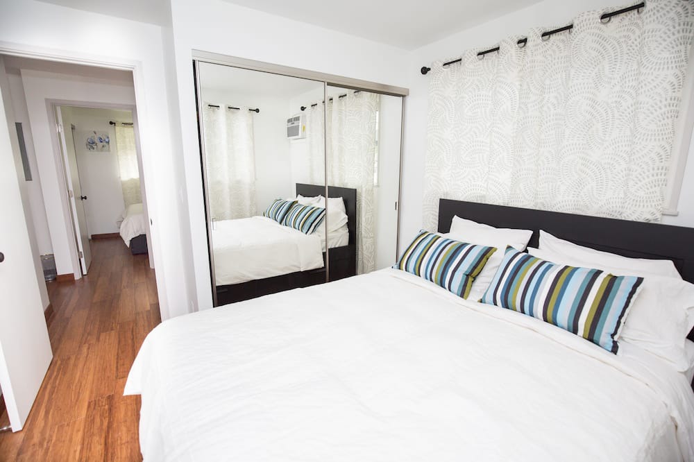 Photo of Bedroom in Coconut Grove