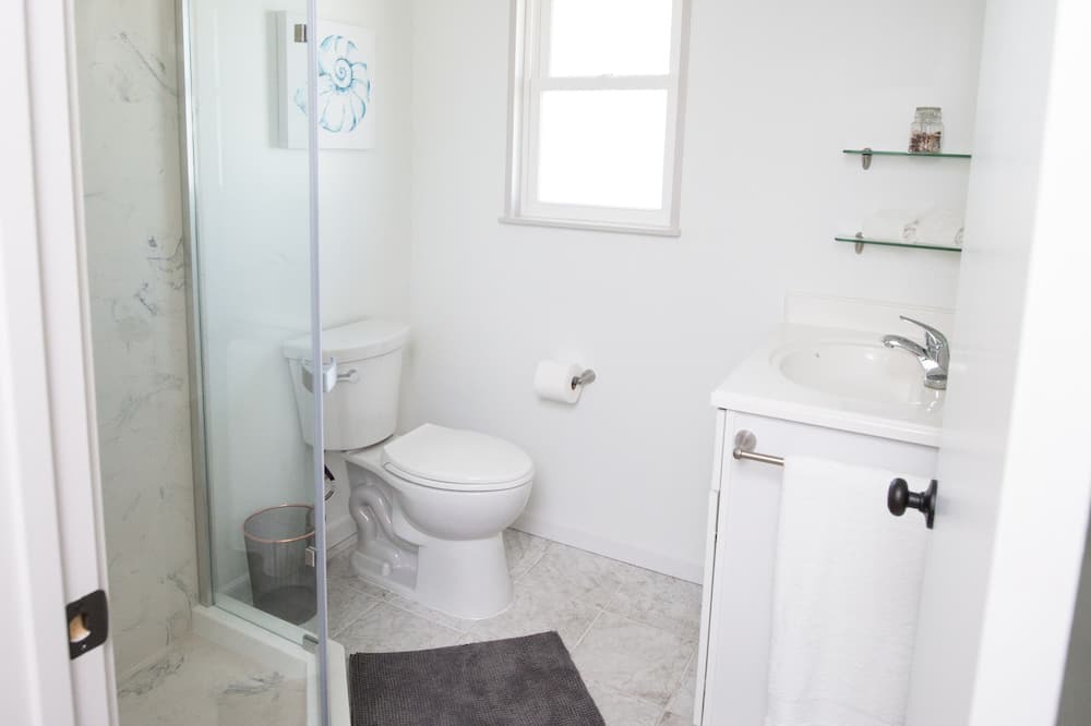 Photo of Bathroom in Coconut Grove