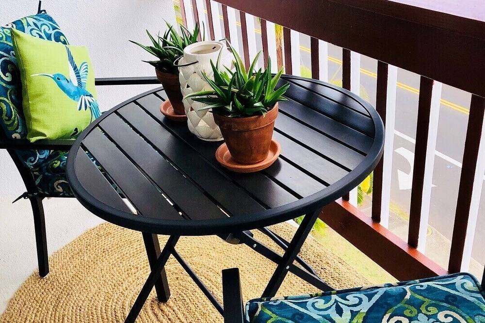 Photo of Patio Balcony in Tantalus