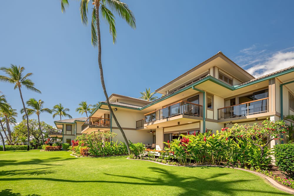 Photo of Outdoor in Historic Lahaina Front Street