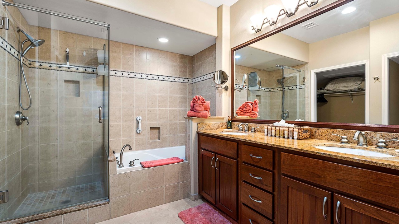 Photo of Bathroom in Waikoloa