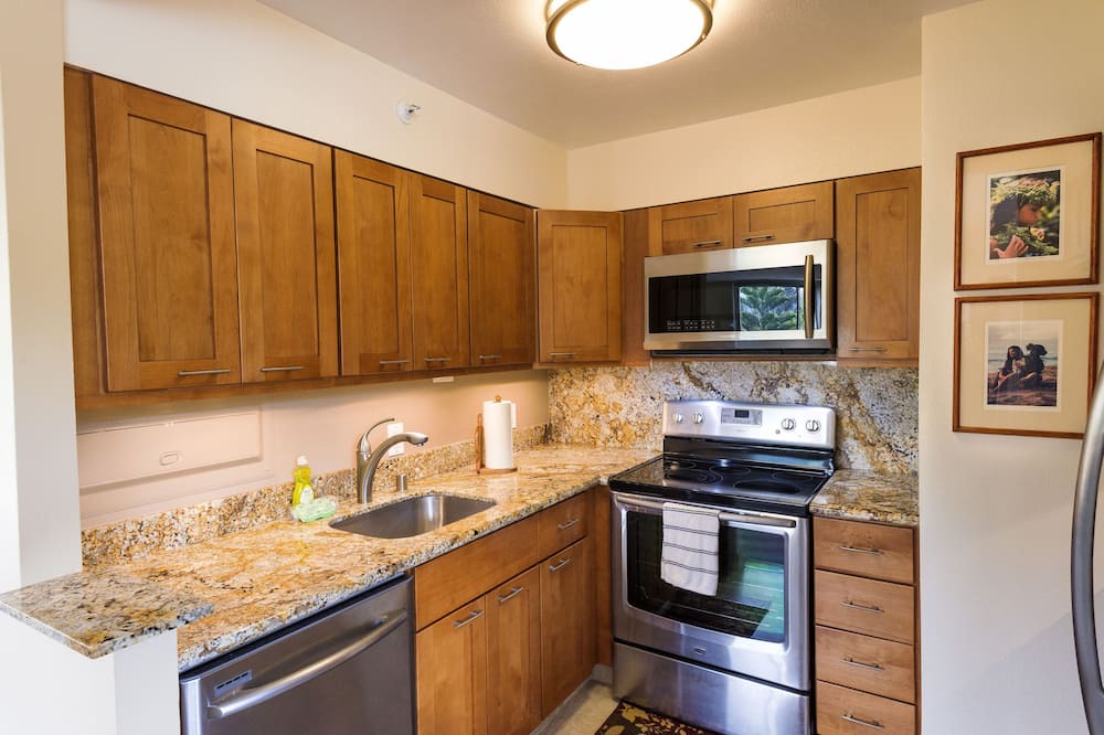 Photo of Kitchen in Kahana