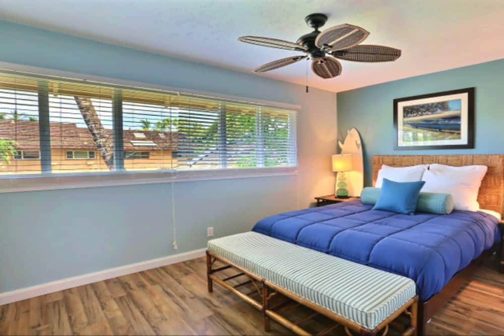 Photo of Bedroom in Downtown Lahaina