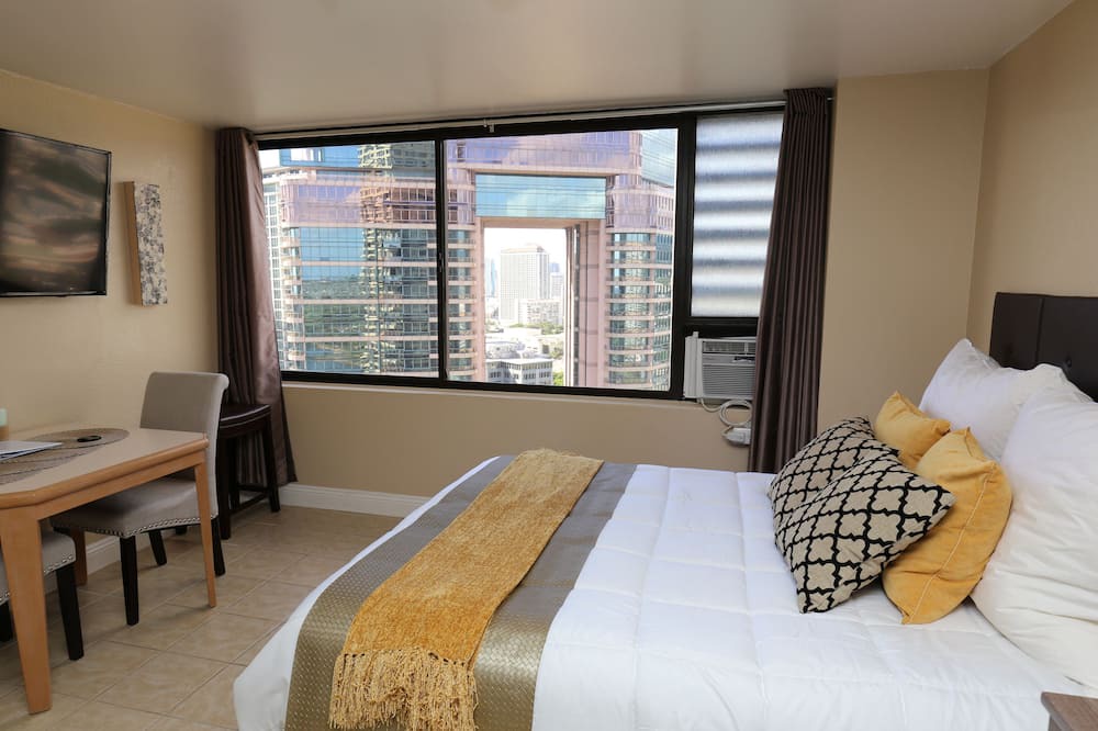 Photo of Bedroom in McCully - Moiliili