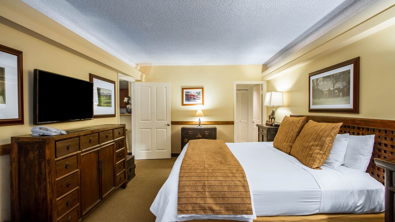 Photo of Bedroom in Waikiki