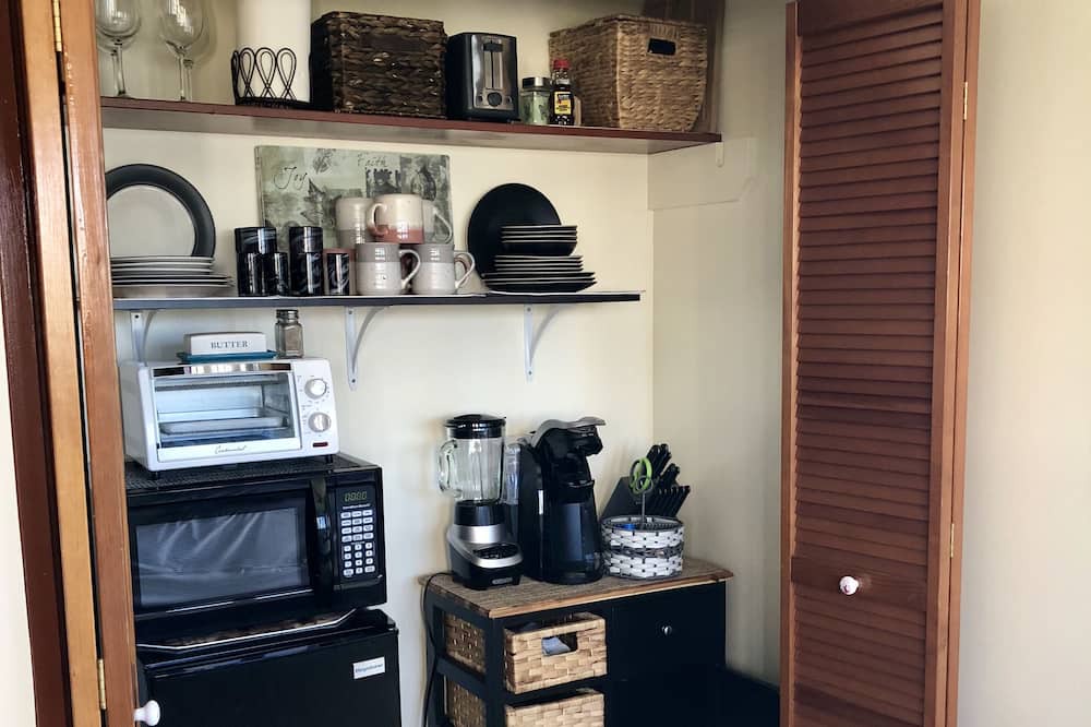 Photo of Kitchen in Tantalus